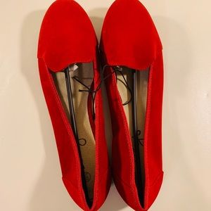 Lily's Red flat Loafer shoes Size 9(Runs Big).New